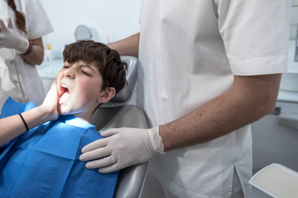 Best Emergency Tooth Extraction in Milford, IN